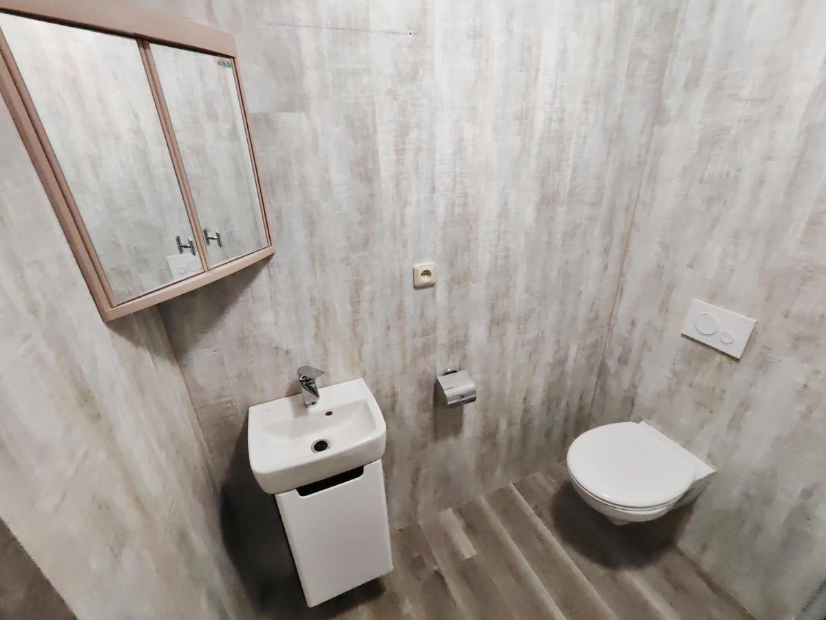 Hotel Stara Skola Mezna Bagian luar foto