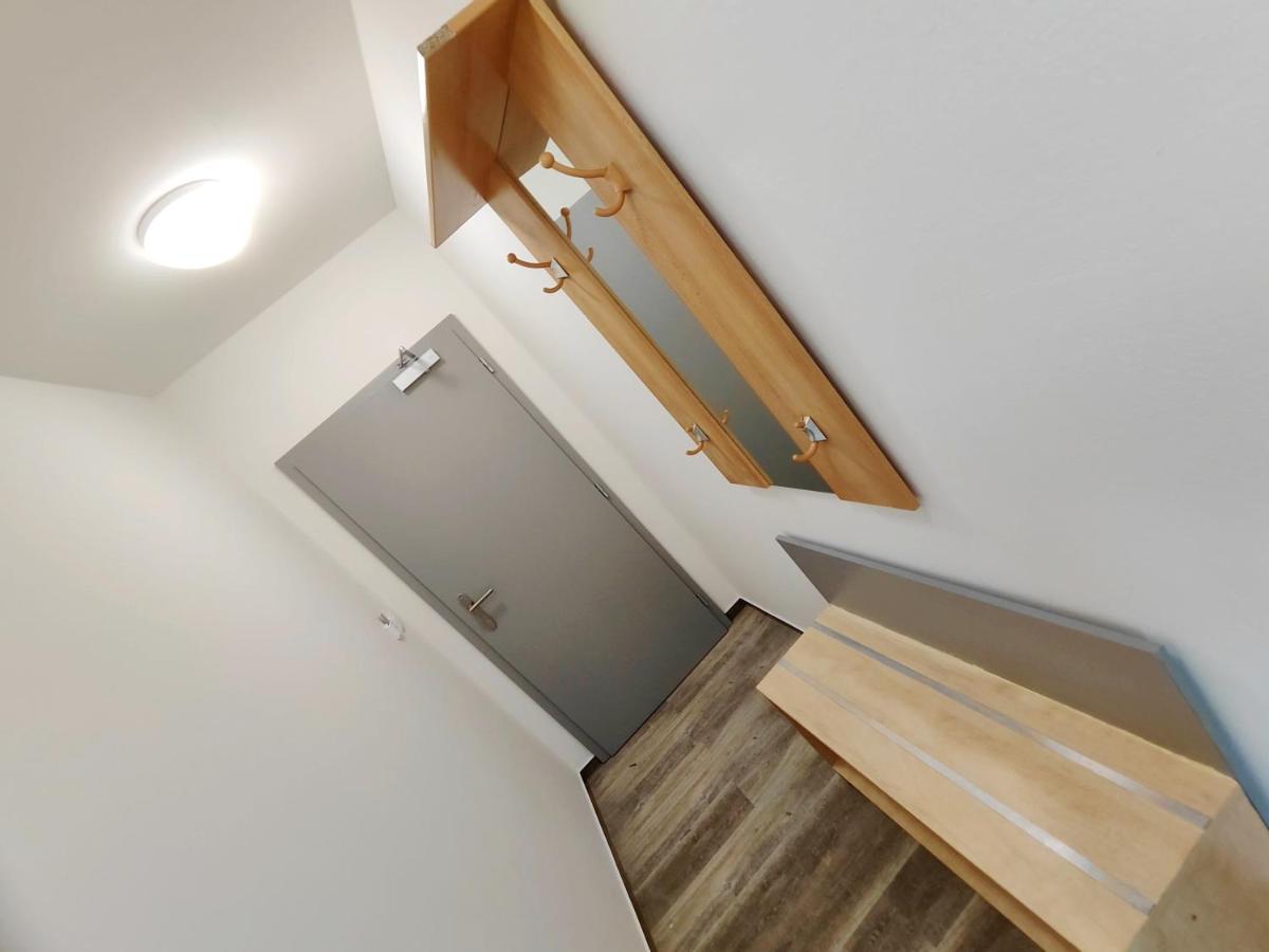 Hotel Stara Skola Mezna Bagian luar foto