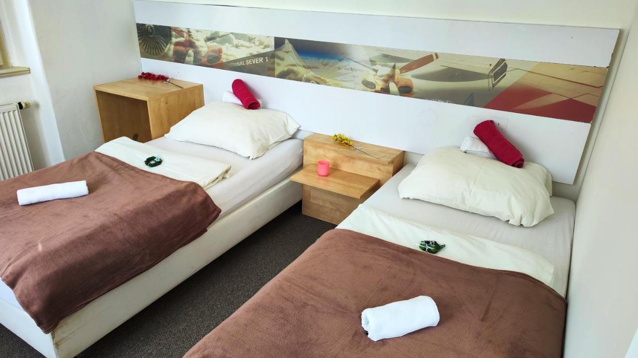 Hotel Stara Skola Mezna Bagian luar foto
