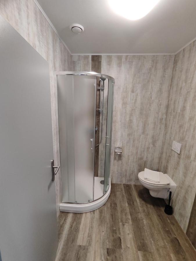 Hotel Stara Skola Mezna Bagian luar foto