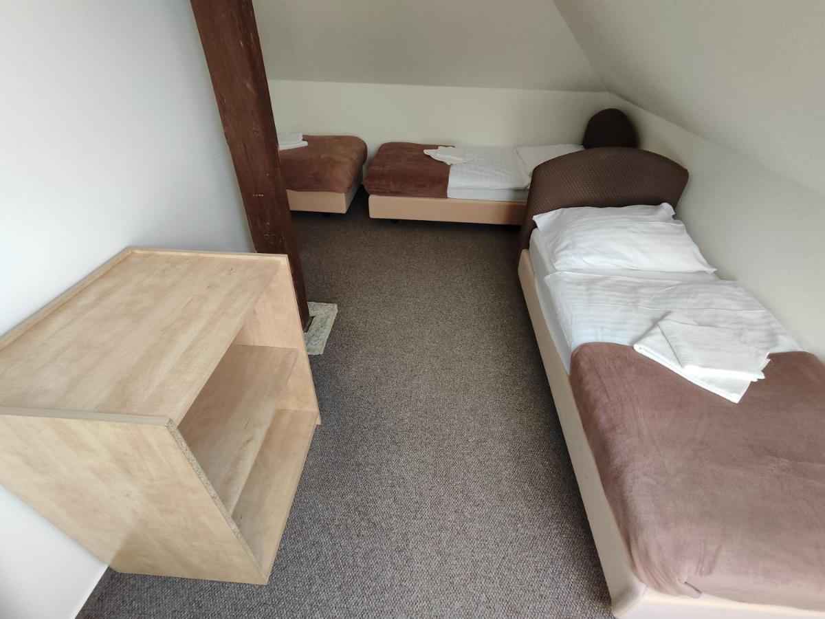 Hotel Stara Skola Mezna Bagian luar foto